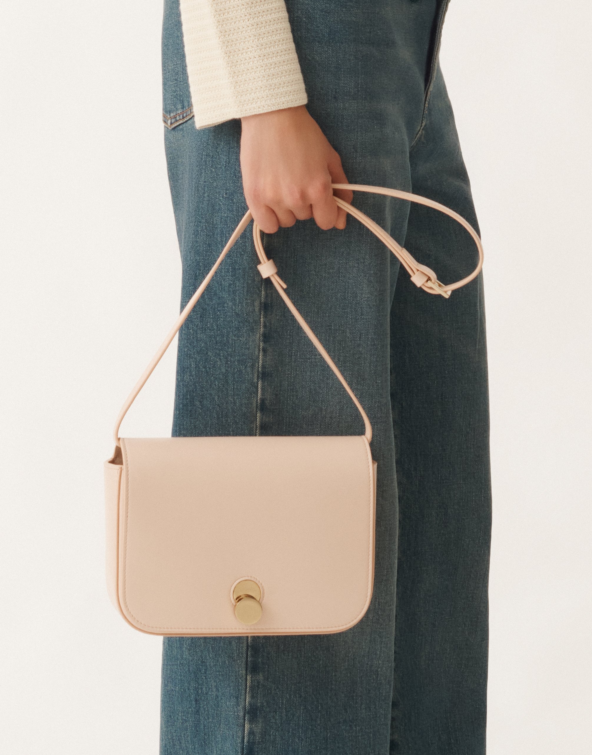 Shop Fabiana Filippi Eclissi Calfskin Messenger Bag In Candy