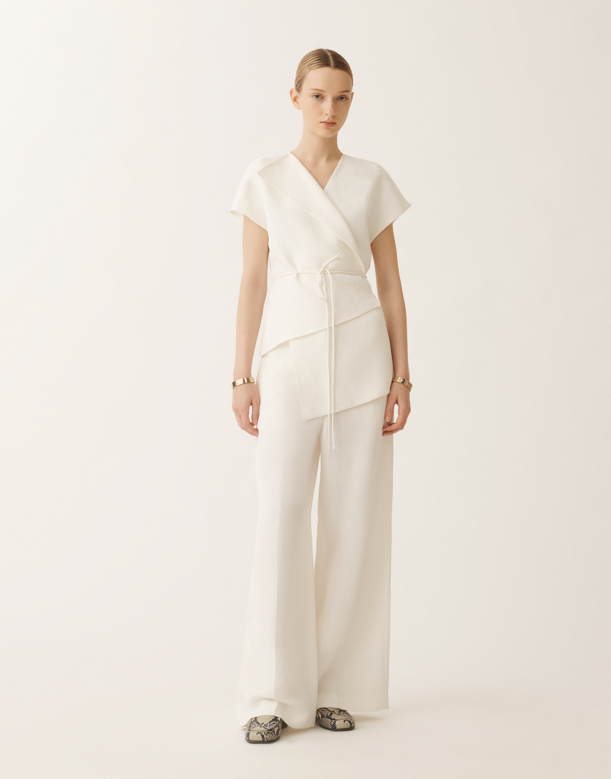 Fabiana Filippi Linen And Viscose Wrap Top In White