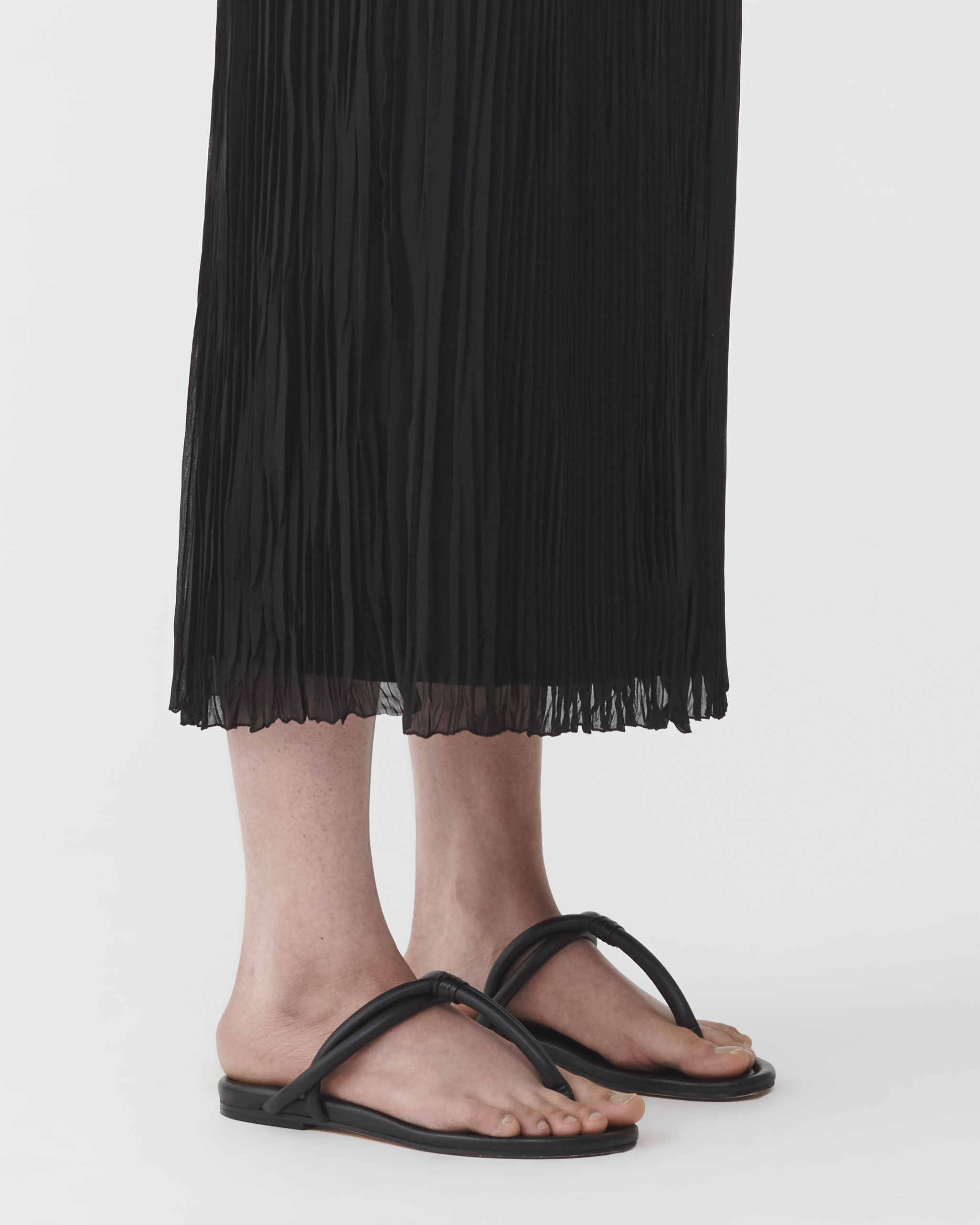 Shop Fabiana Filippi Solid Georgette Pleated Skirt In Black