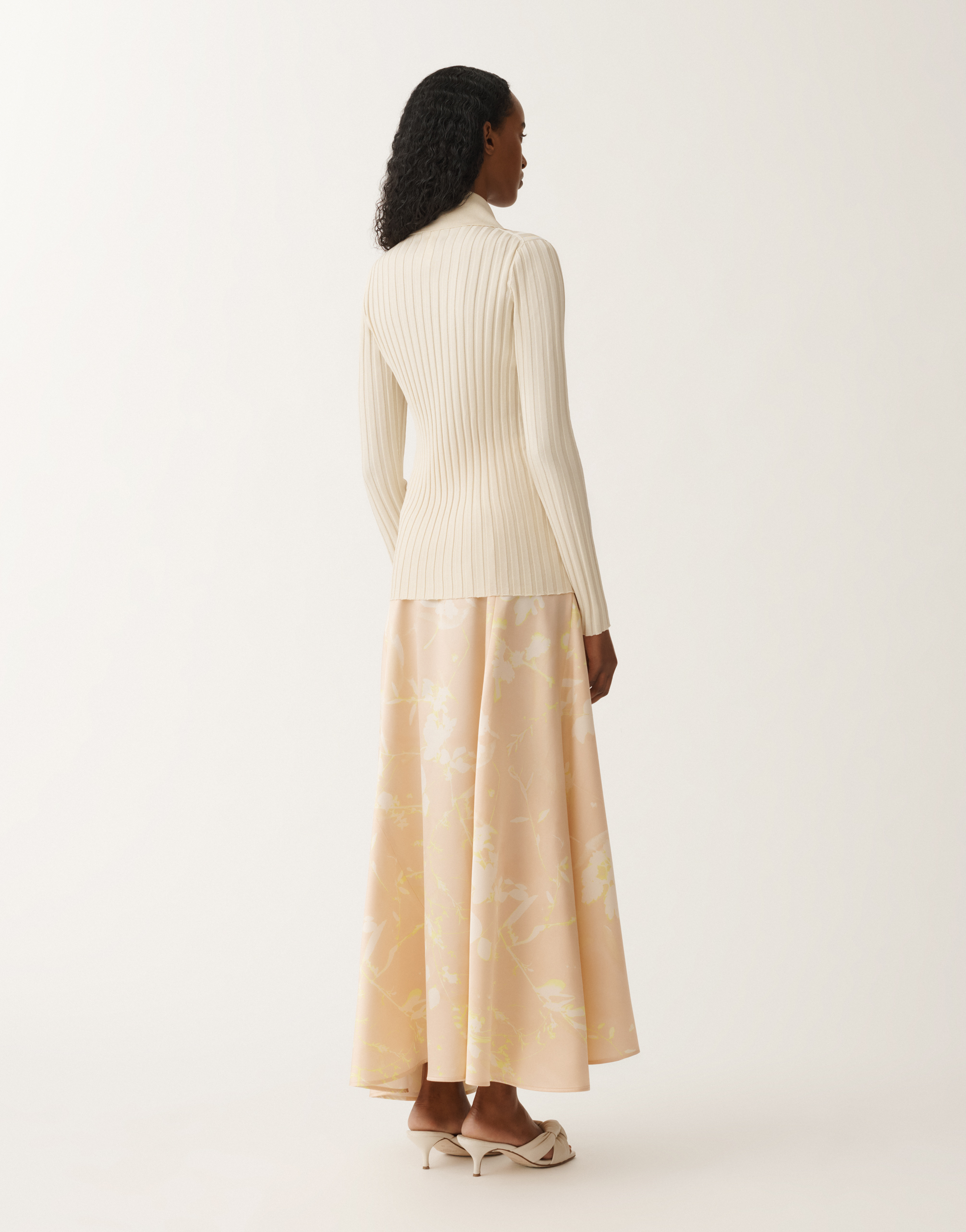Fabiana Filippi Ribbed High Collar Top With Button-down Front In White