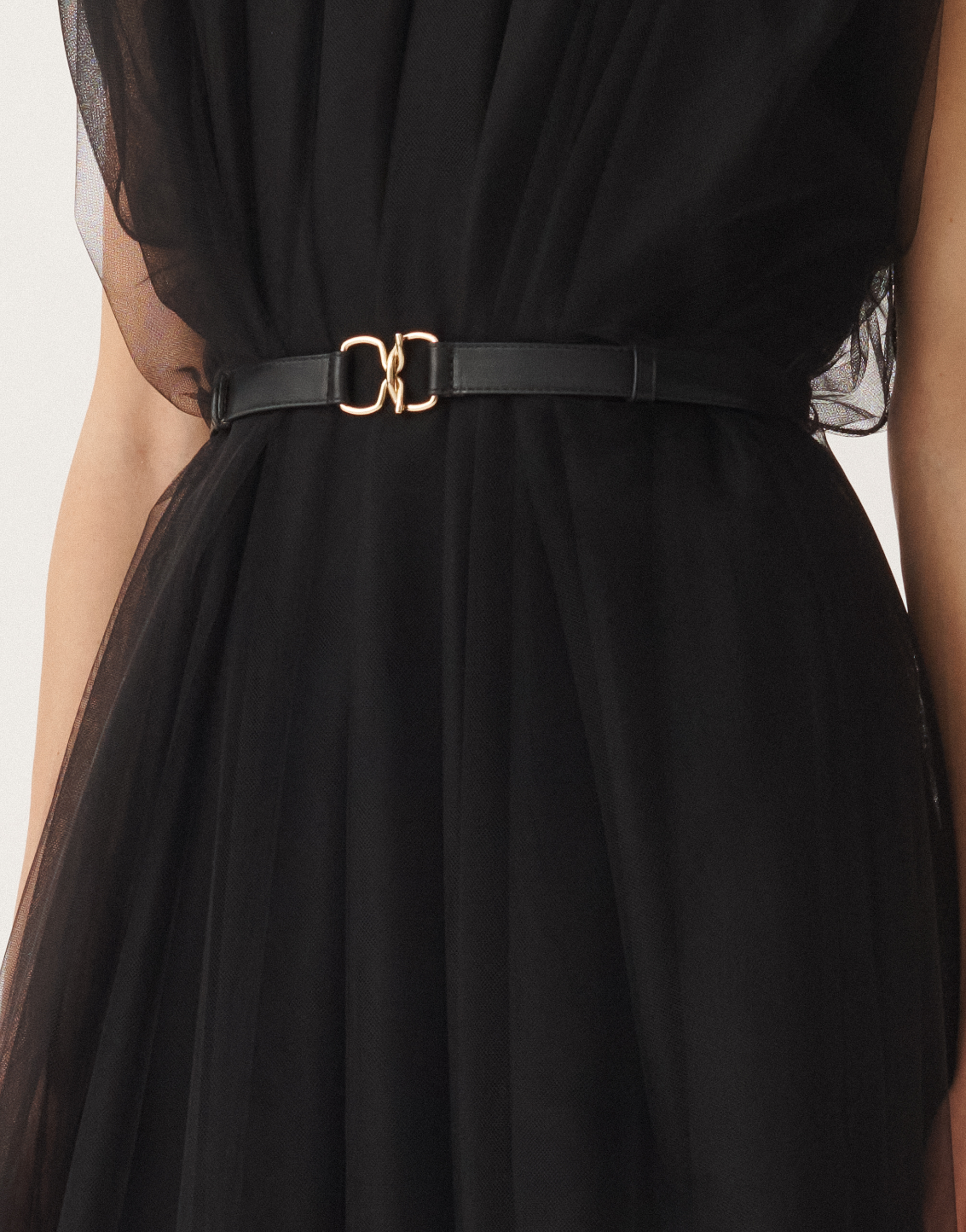 Fabiana Filippi Hook Buckle Single Loop Waist Belt In Black
