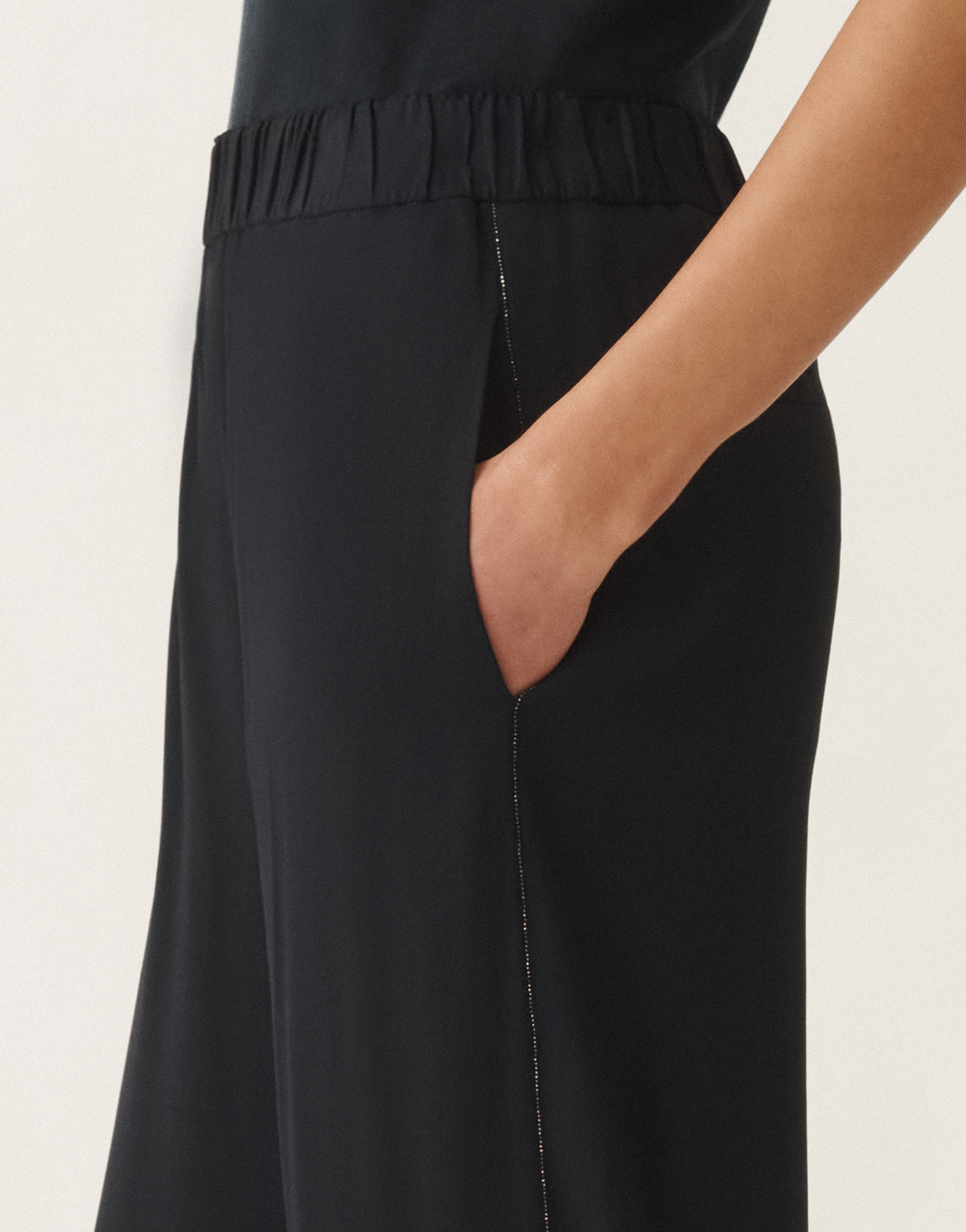 Fabiana Filippi Orvieto Stretch Sablé Trousers In Blue