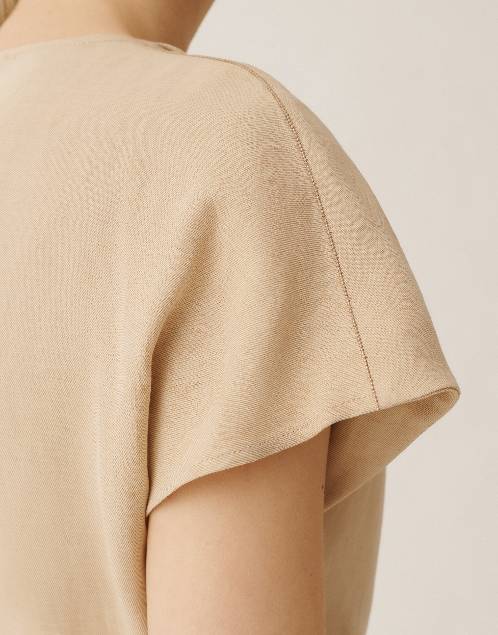 Fabiana Filippi Linen And Viscose Wrap Top In Sand