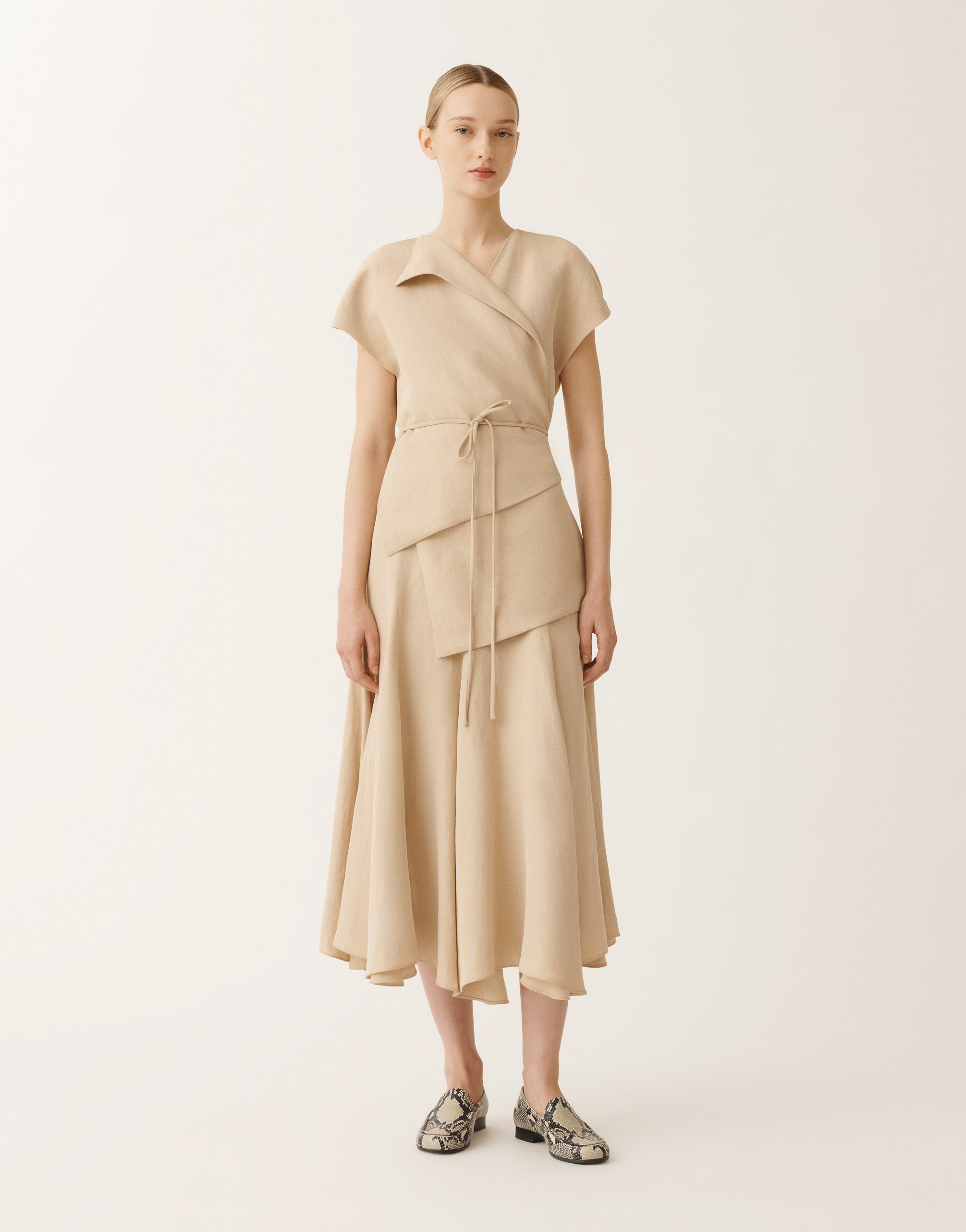 Fabiana Filippi Linen And Viscose Wrap Top In Sand