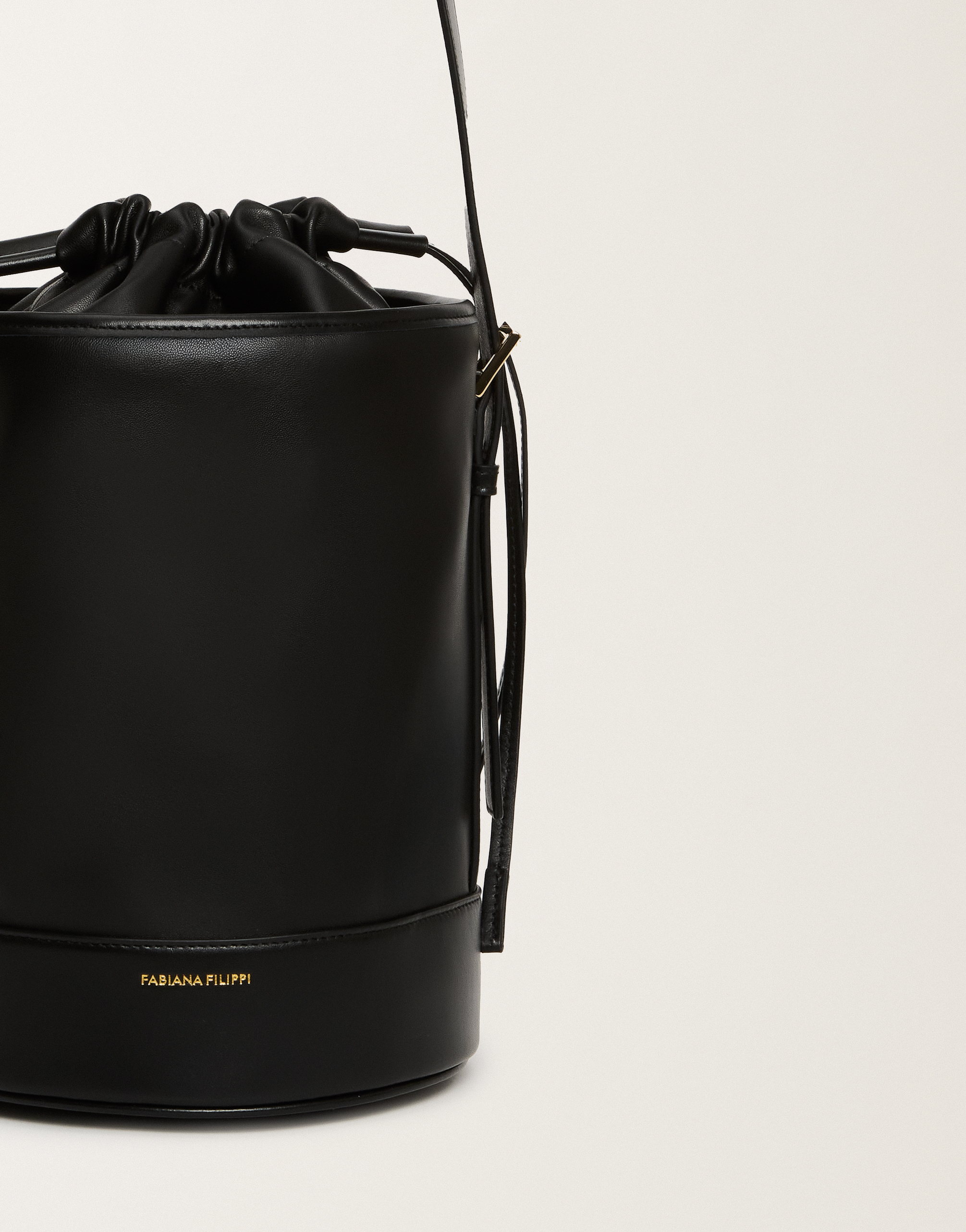 Fabiana Filippi Bucket Bag In Calf Leather In Black