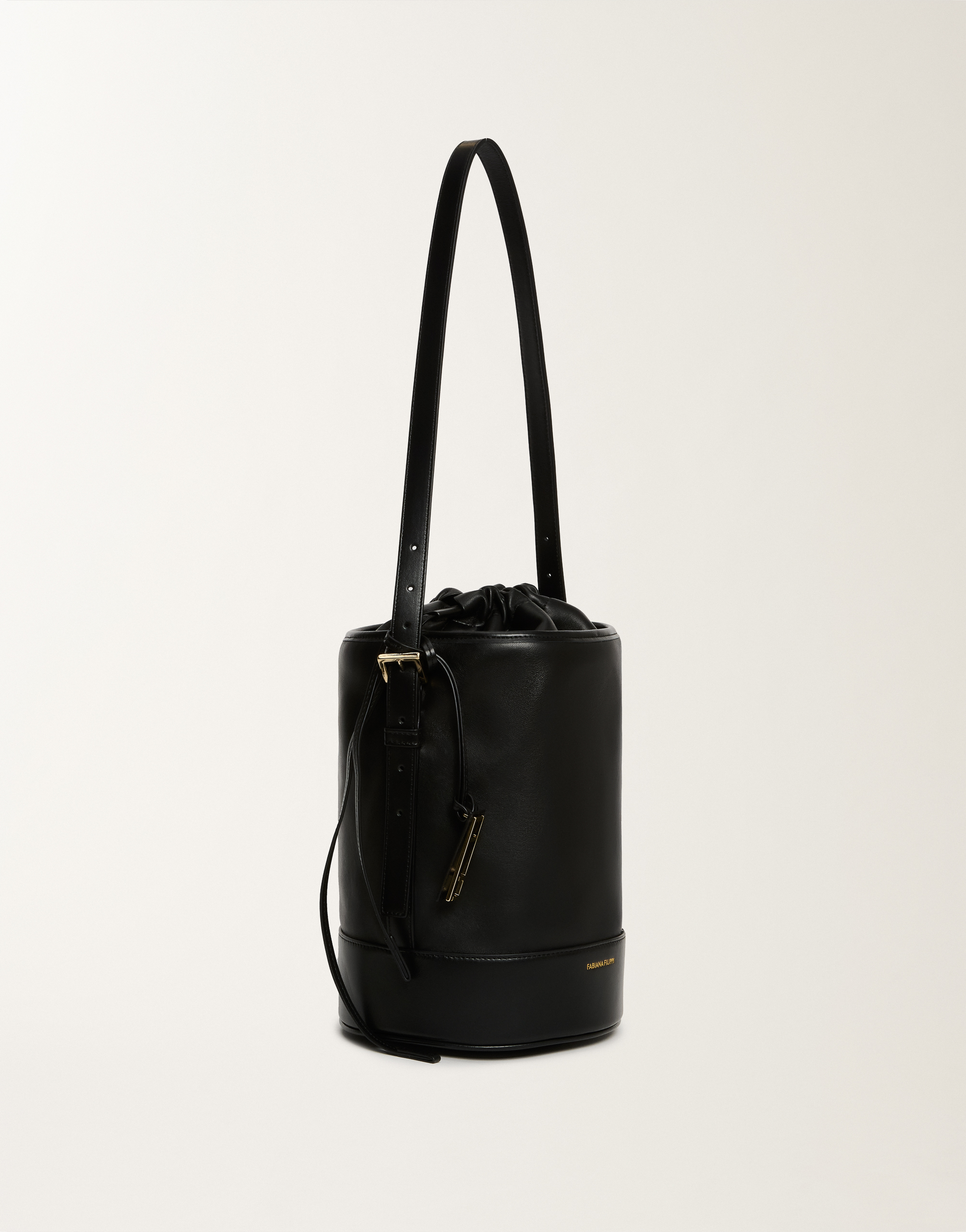 Fabiana Filippi Bucket Bag In Calf Leather In Black